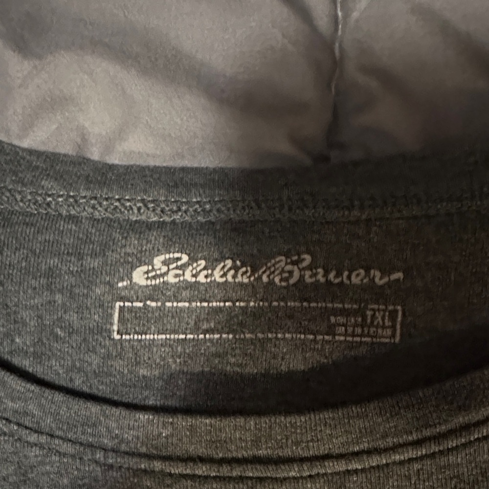 Eddie Bauer Women's Short Sleeve Crewneck Tee - Dark Gray TXL - Picture 2 of 3